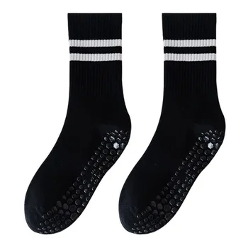 Женские носки из противоскользящего силикона для фитнеса в помещении, тонкие и минималистичные спортивные носки для йоги с темными брюками для ношения